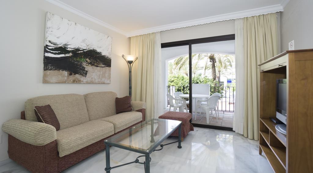 Apartamento Club Jardines Del Puerto Marbella Exterior foto