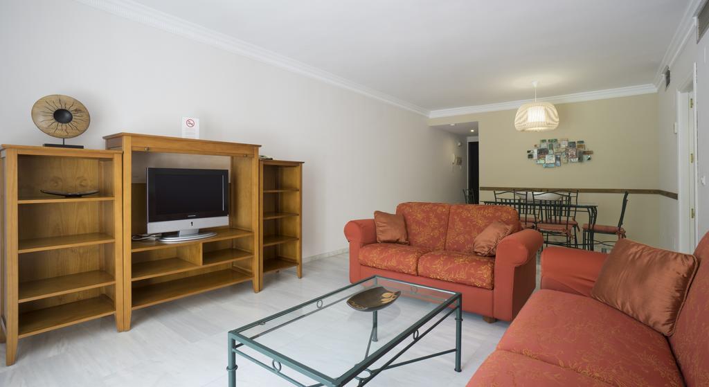 Apartamento Club Jardines Del Puerto Marbella Exterior foto